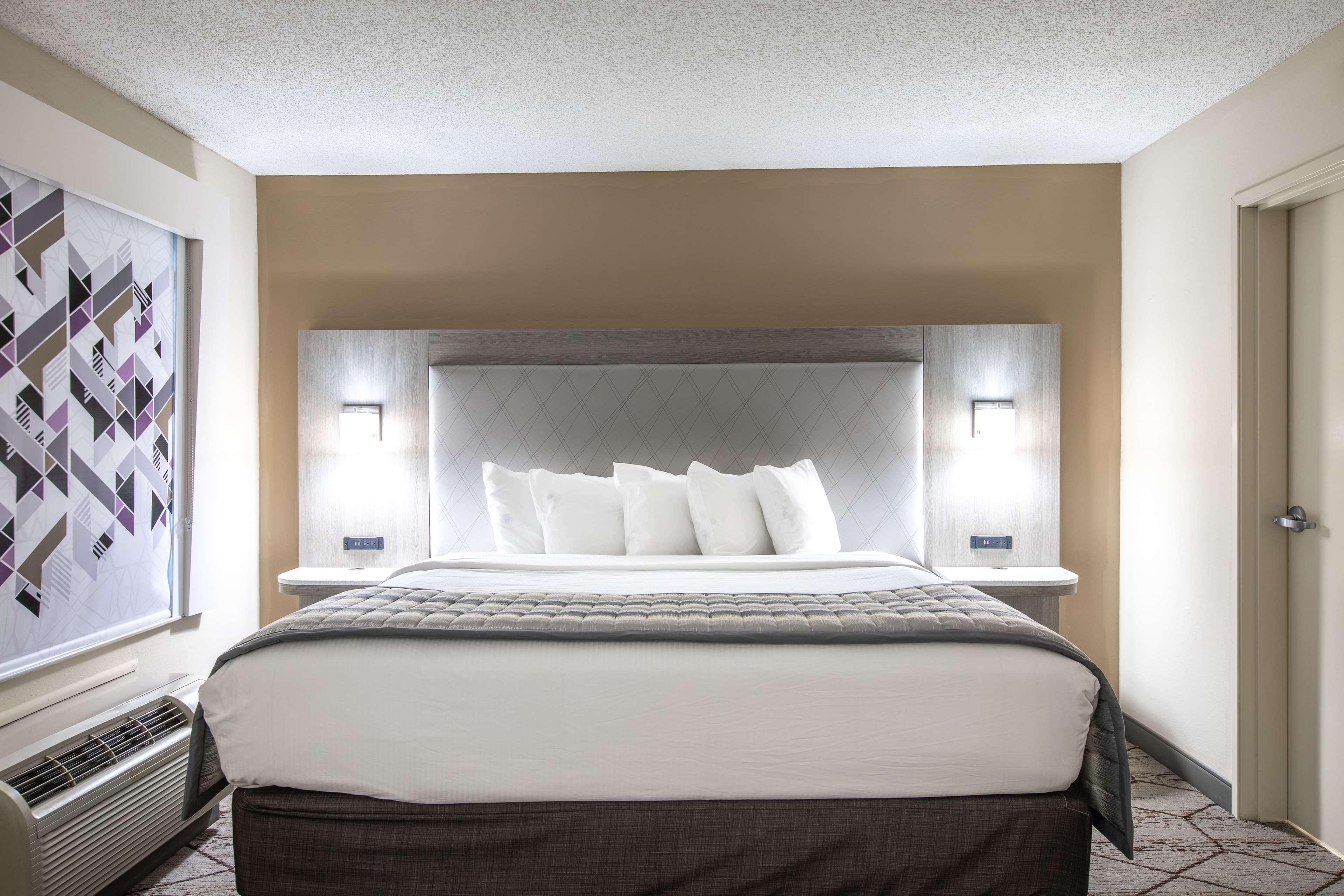 Hotel Wingate By Wyndham Charlotte Mills/speedway Concord
