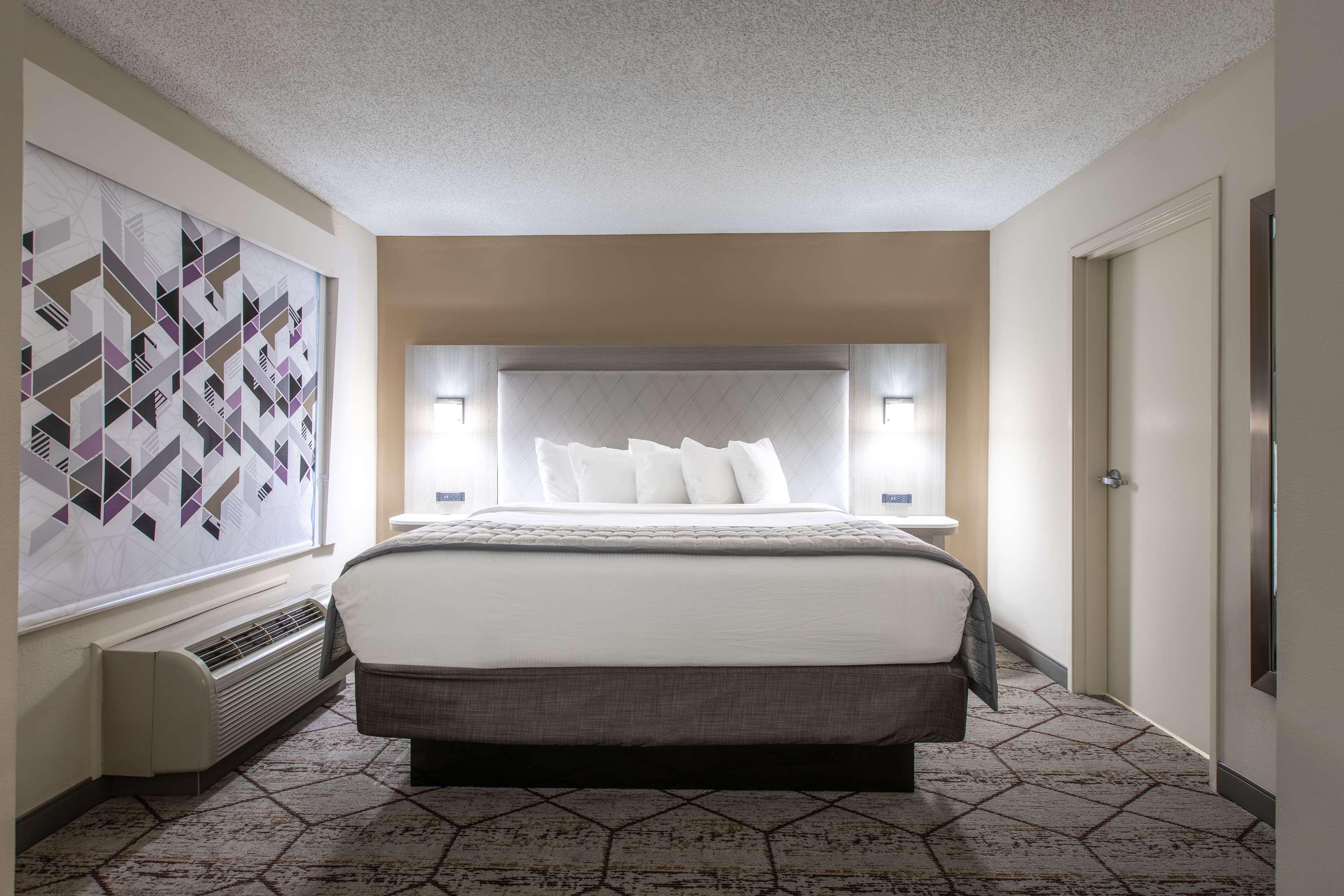 Wingate By Wyndham Charlotte Mills/speedway Hotel Concord