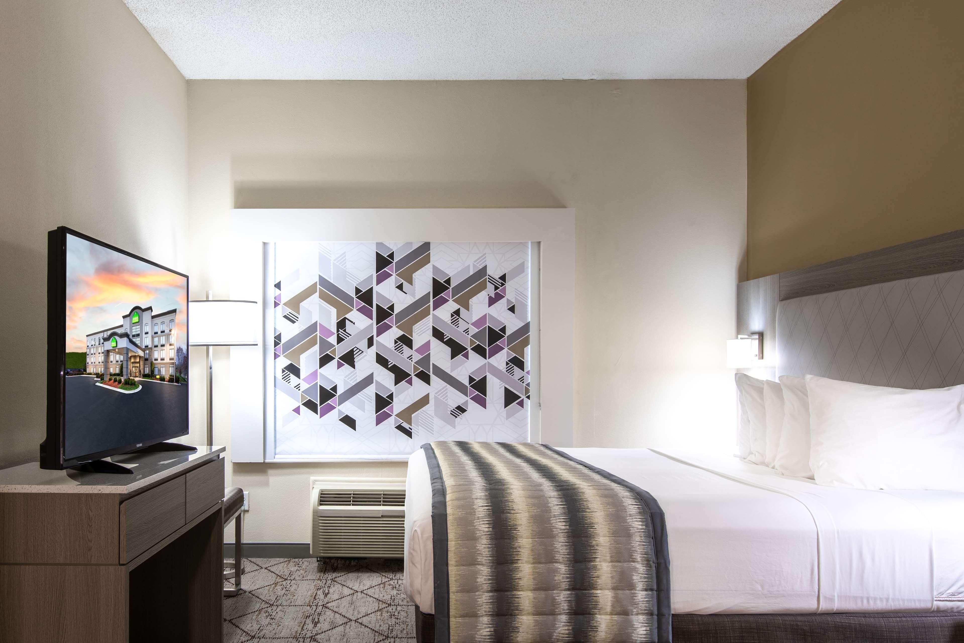 Wingate By Wyndham Charlotte Mills/speedway Hotel Concord