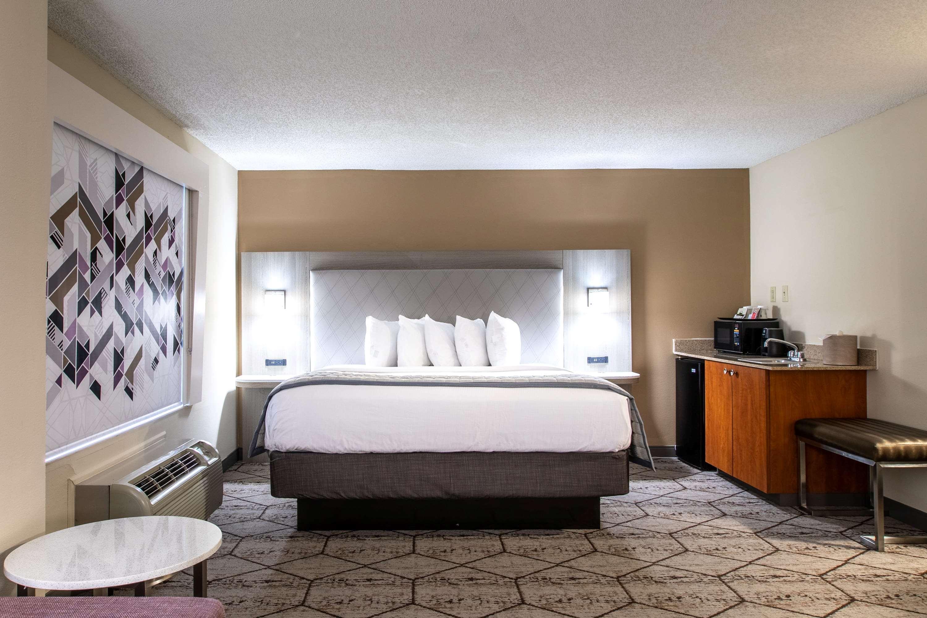 Hotel Wingate By Wyndham Charlotte Mills/speedway Concord