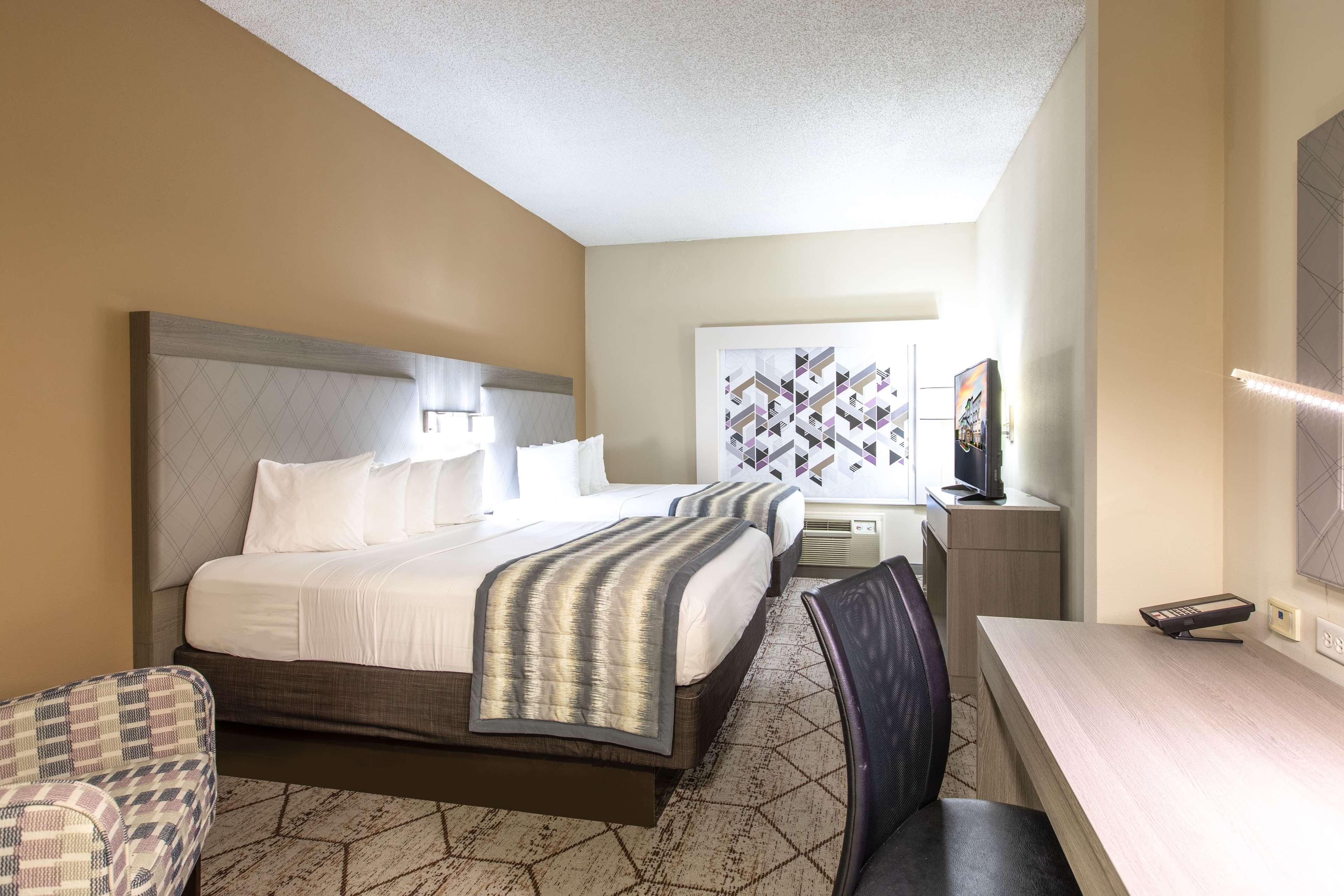 Wingate By Wyndham Charlotte Mills/speedway 3*