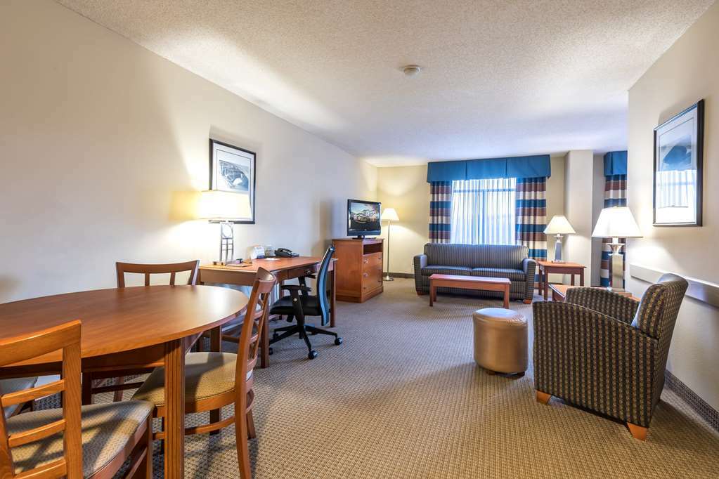 Wingate By Wyndham Charlotte Mills/speedway Concord